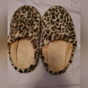 SOX-TAB WOMEN'S SLIPPERS, SIZE: LARGE 9-10